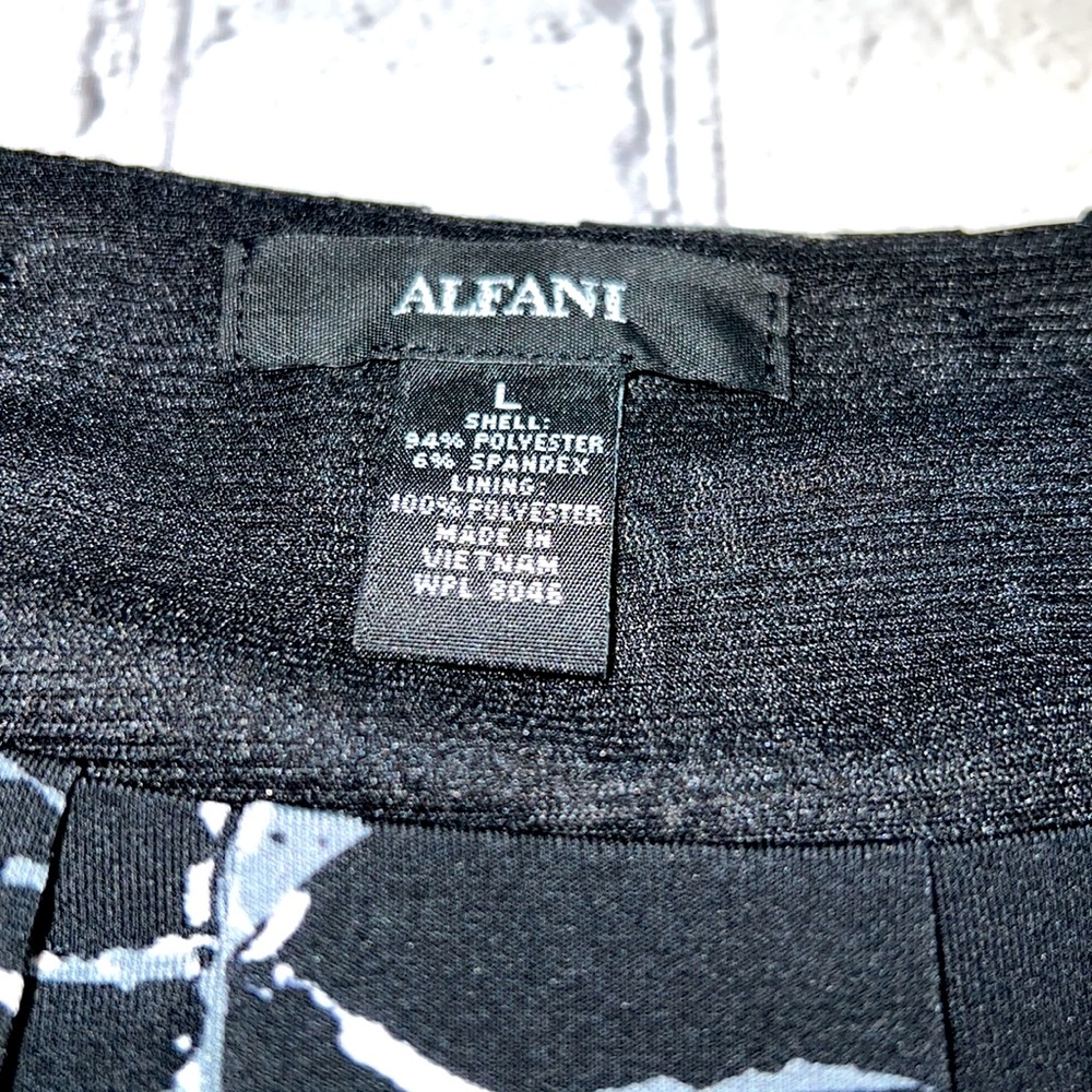 ALFANI Ruched Short Sleeve Shell Top - Picture 11 of 16